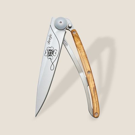 37g Knife Olive Wood | Lucky Charm