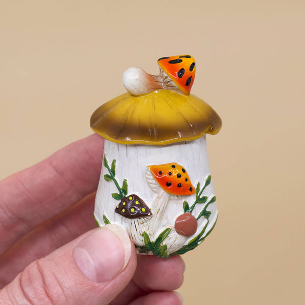 Merry Mushroom-Inspired 70s Hand-Painted Set