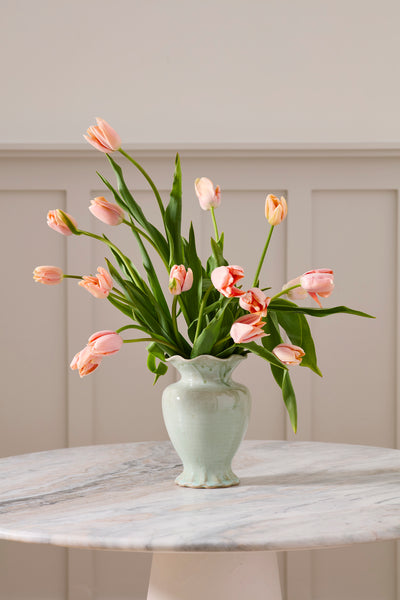 Nella Vase