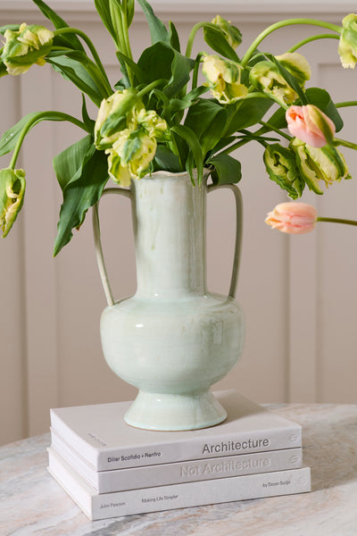 Nella Vase | Handled