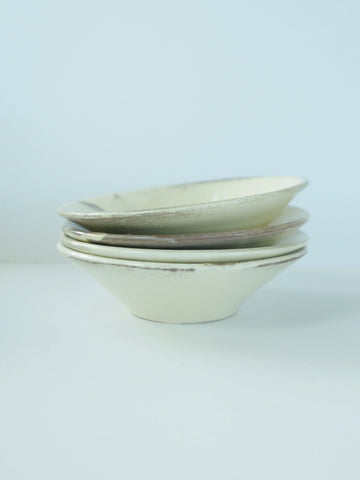 Avoine et Terre Salad Conical Bowl in Oat