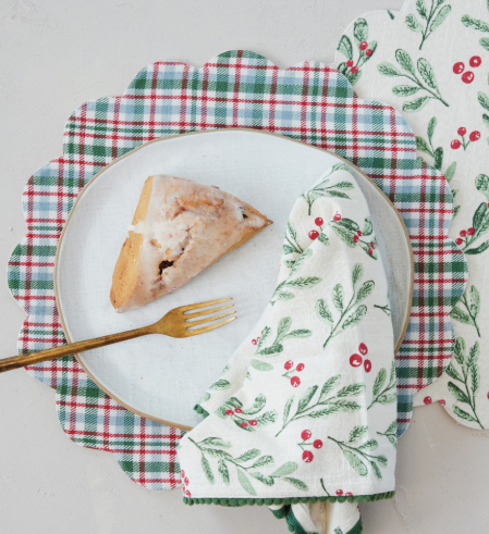 Woven Cotton Scalloped Placemat with Plaid Pattern