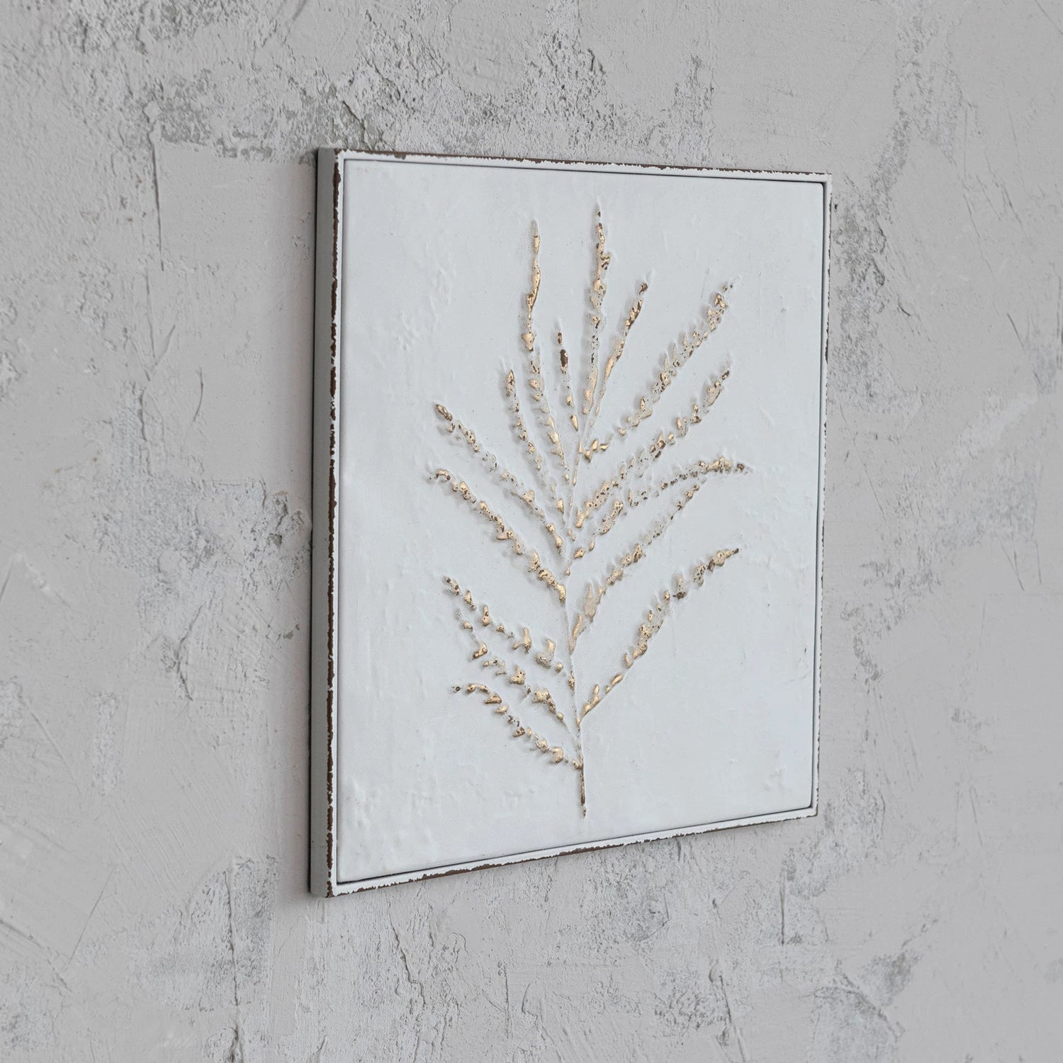 Embossed Metal Wall Décor w/ Botanical