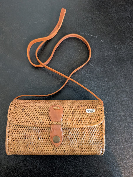 Ata Cross Body Small