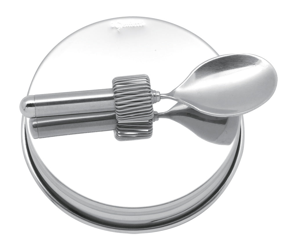 Lid with Telescopic Spoon